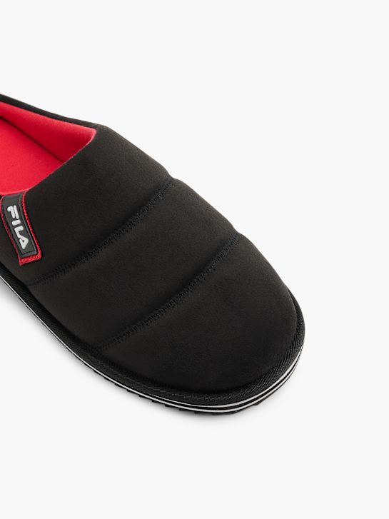 la fila de la casa de zapatillas negro deichmann