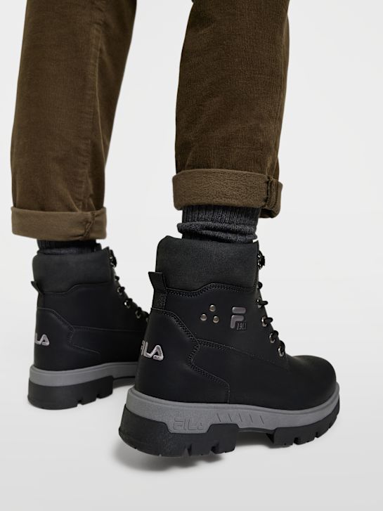 la fila de cordones de arranque negro deichmann